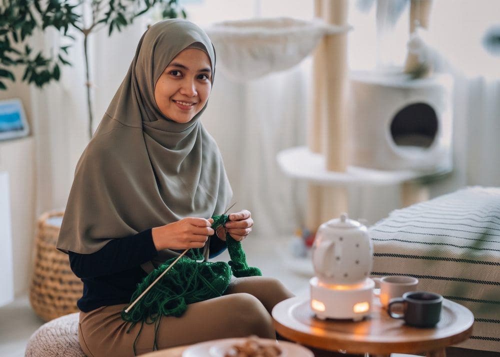 Menjalani aktivitas dengan tenang